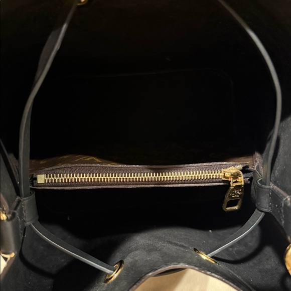 Louis Vuitton NeoNoe bucket bag - Picture 8 of 8